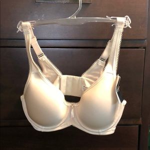 Wacoal 32C NWT Underwire Contour T-Shirt Bra